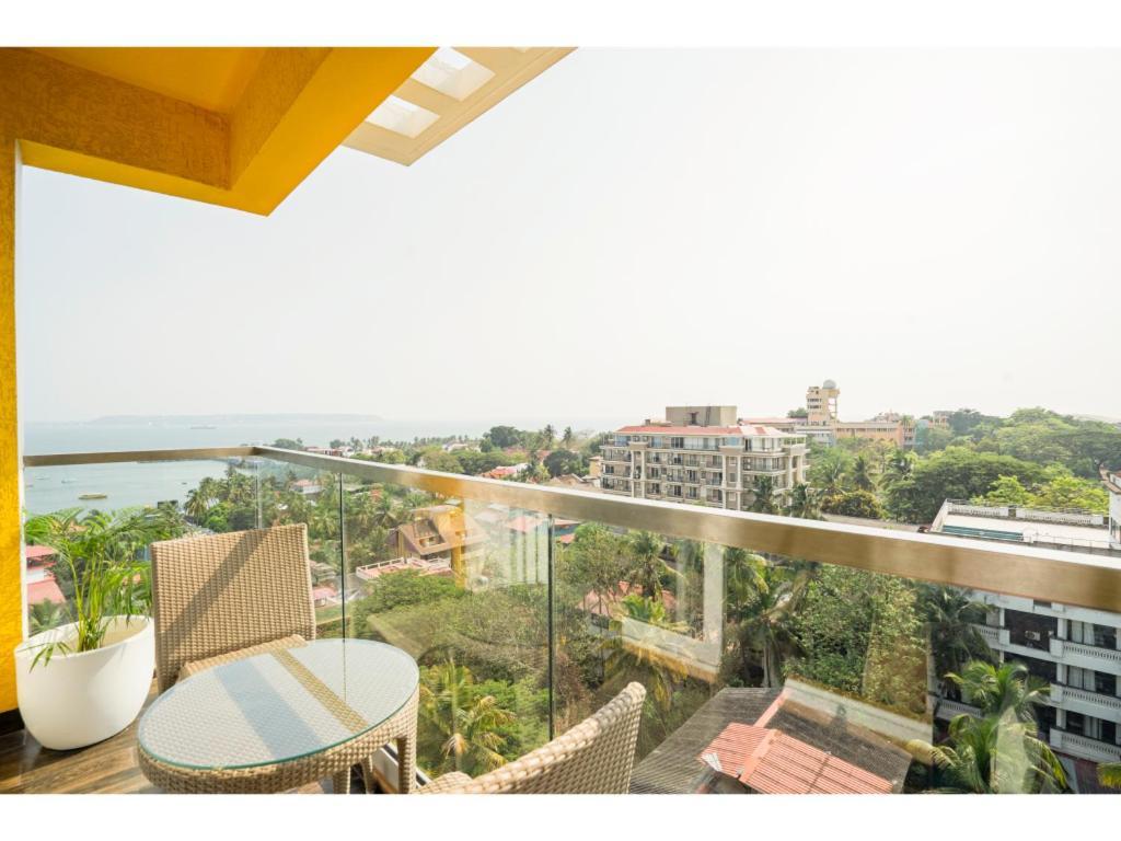 Bloom Hotel - Dona Paula Panaji Kamer foto